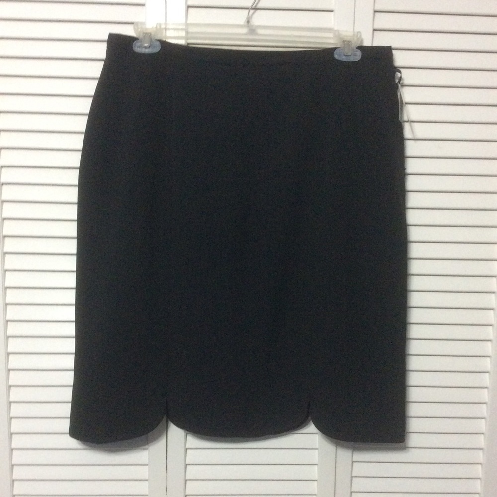 Ladies Skirt